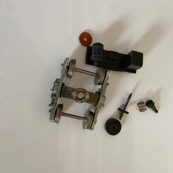 Y【ジャンク品】鉄道模型 キハ80 60 汚れ、破損・欠品あり 部品取り s