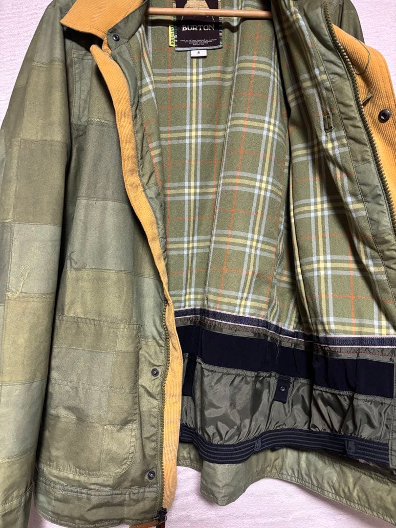 BURTON オリーブグリーンジャケット