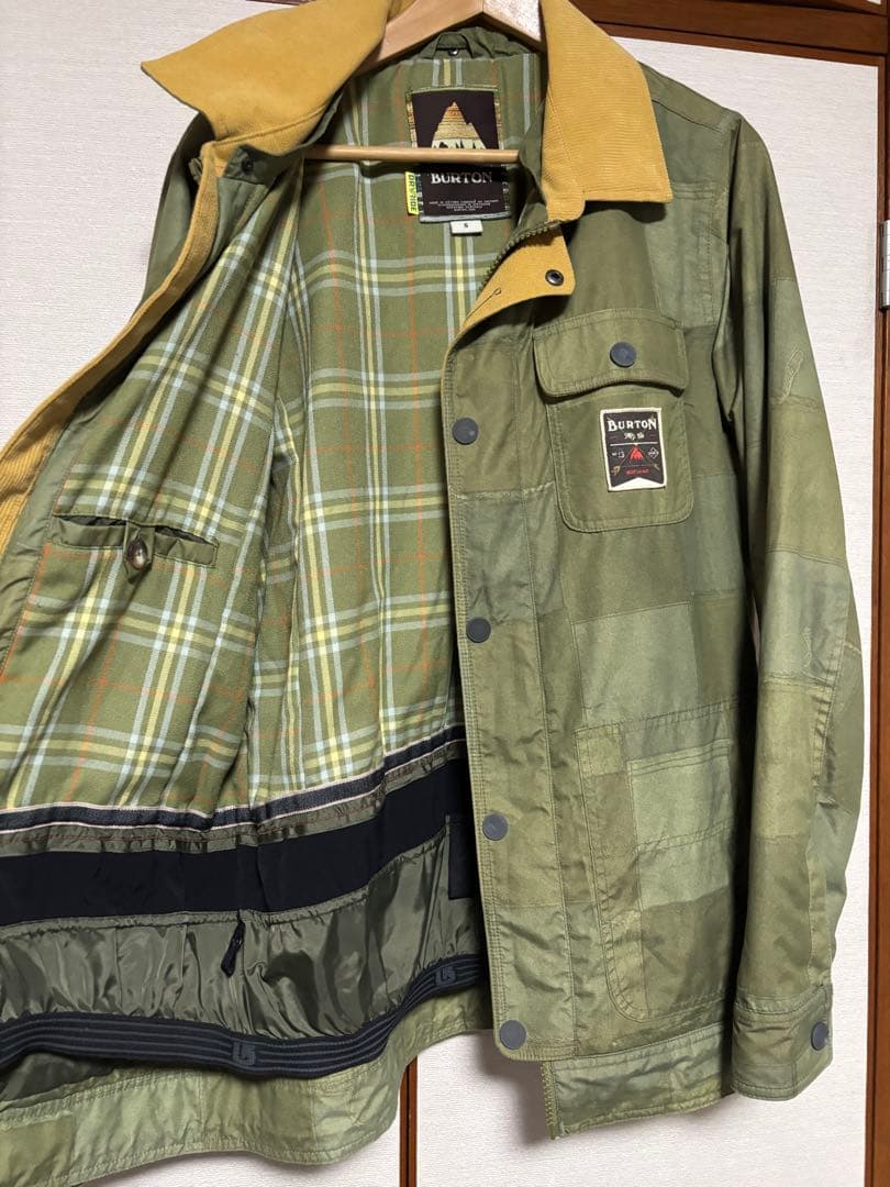 BURTON オリーブグリーンジャケット