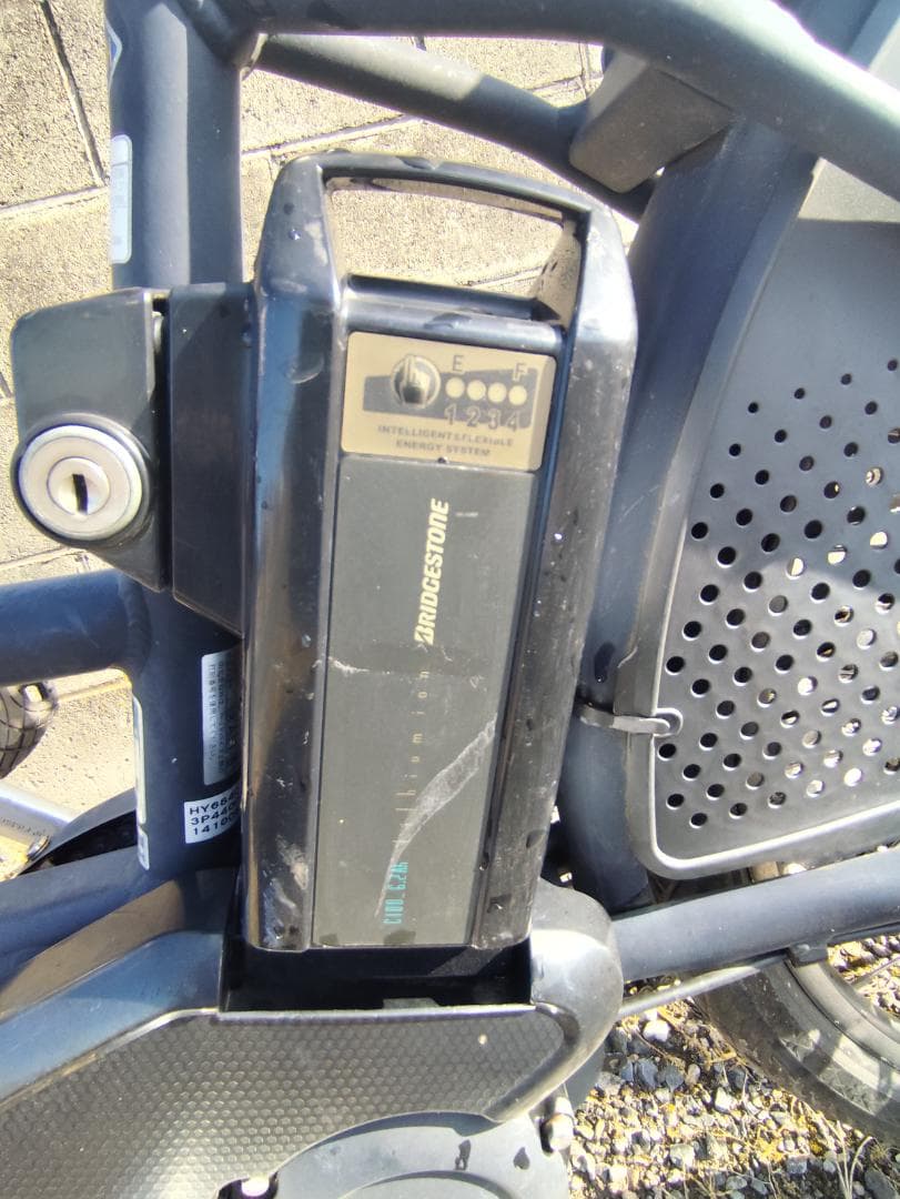 ブリヂストン　ハイディーⅡ　2015年製