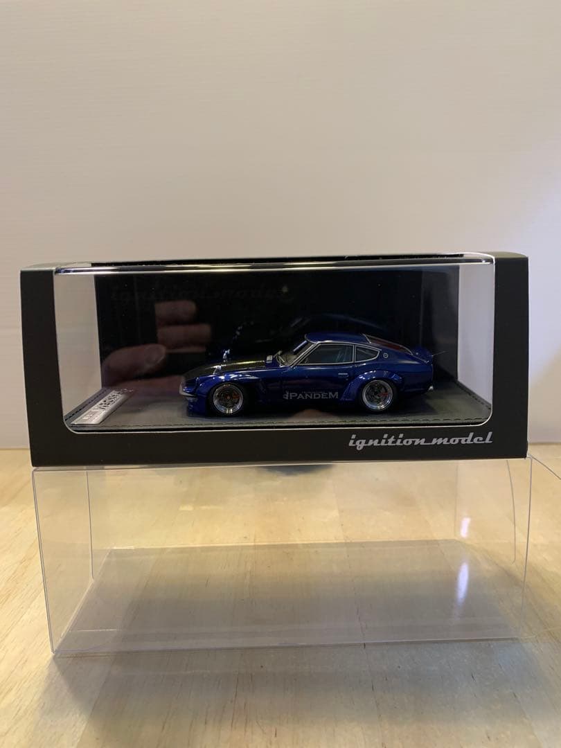 イグニッションモデル　1/43 S30 Z パンデム　ブルーメタリック