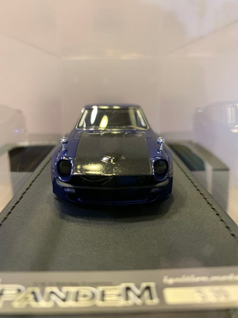 イグニッションモデル　1/43 S30 Z パンデム　ブルーメタリック