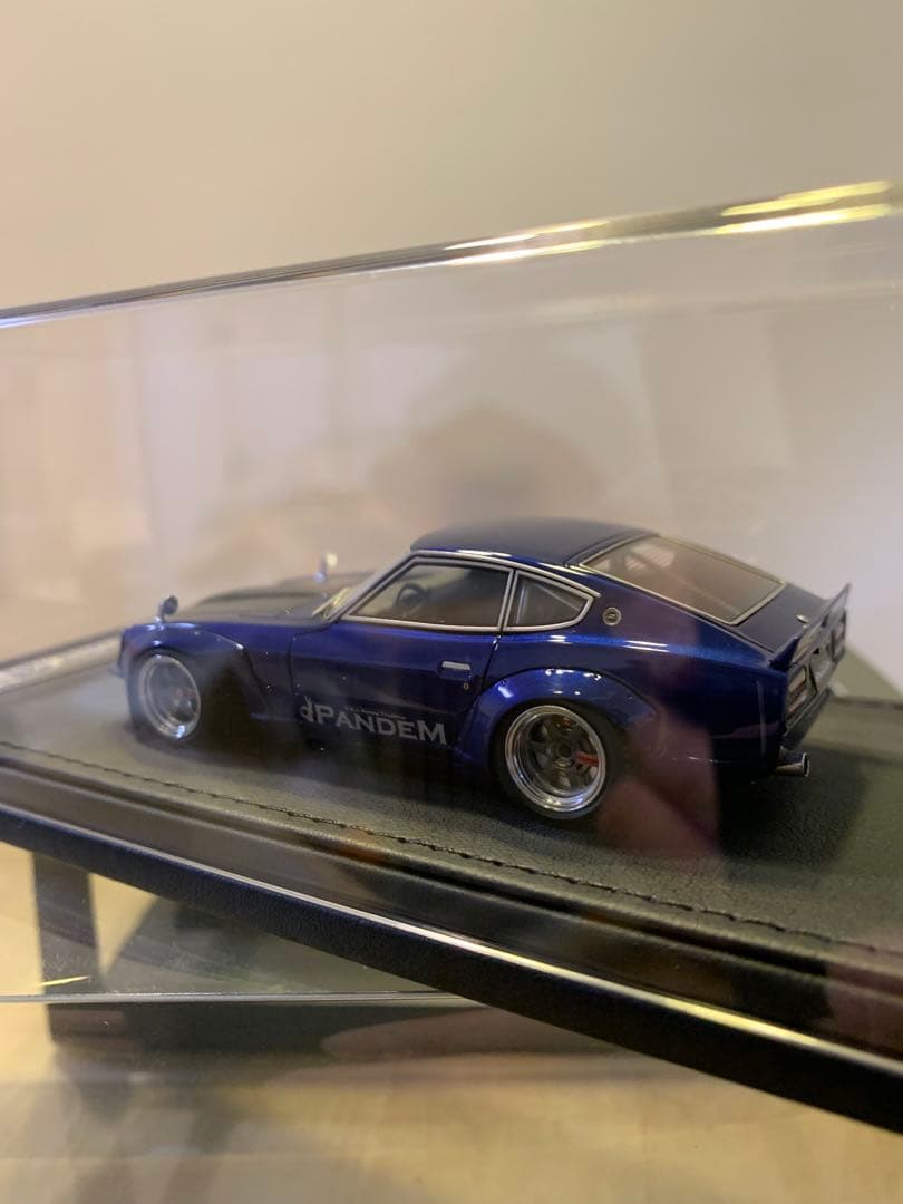 イグニッションモデル　1/43 S30 Z パンデム　ブルーメタリック