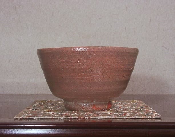 京焼・清水焼　村田真人作　小井戸　茶碗　共箱　古物。