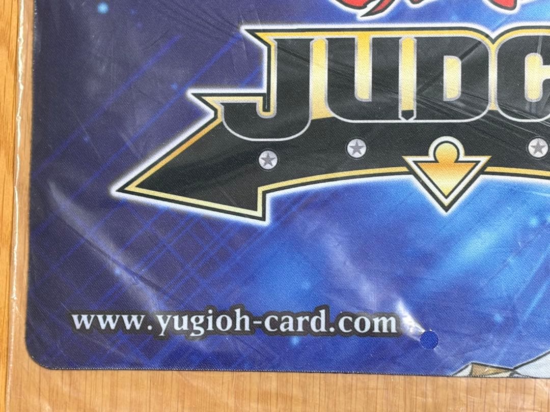 遊戯王　エラー品　公式 軌跡の魔術師 プレイマット judge 未開封