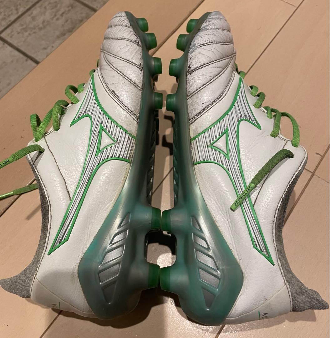 Cartoon ミズノ モレリアネオ3 MORELIA NEO3