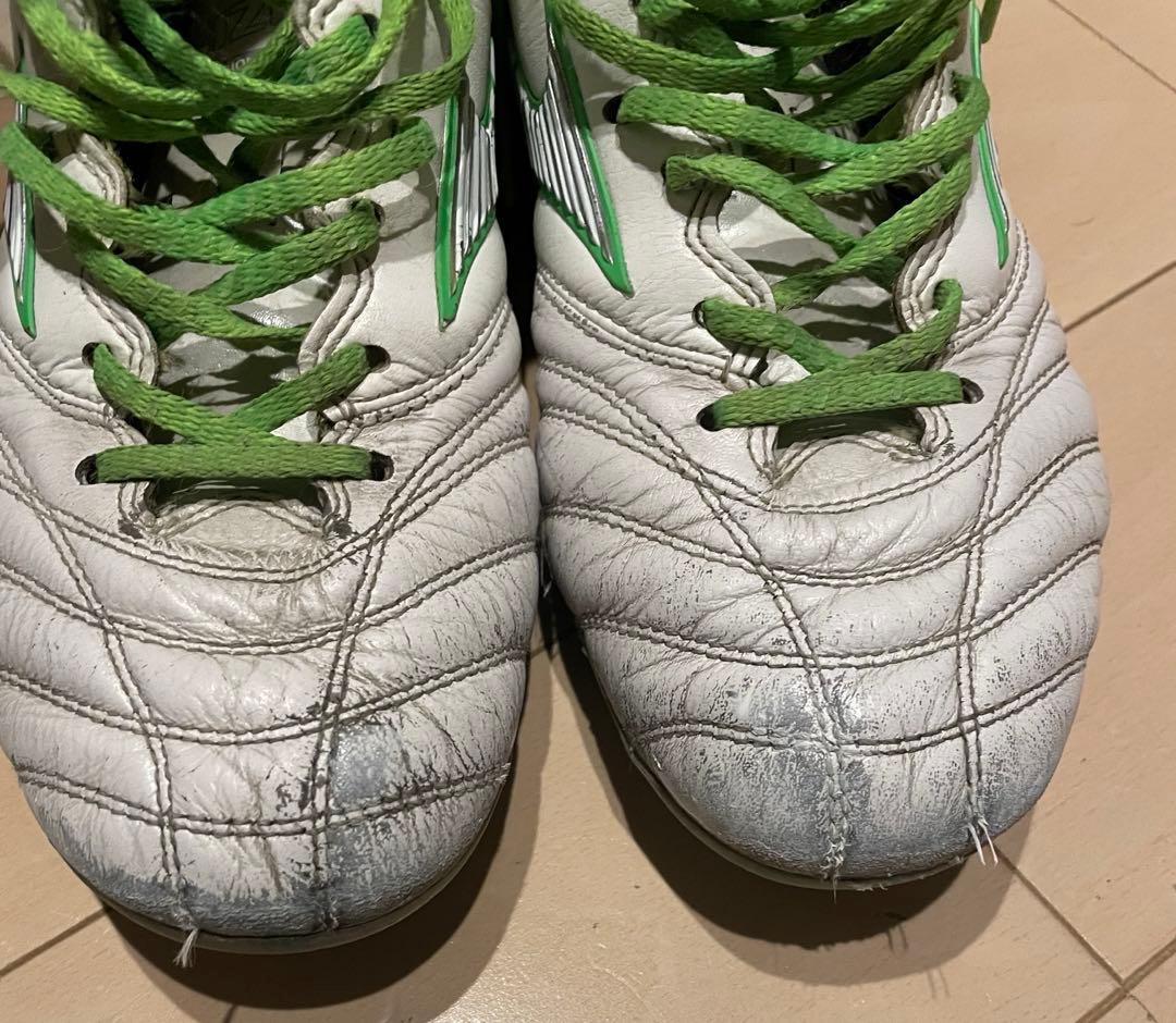 Cartoon ミズノ モレリアネオ3 MORELIA NEO3