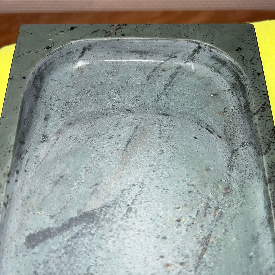 ⭕️中国緑端渓硯　長方研　石紋が綺麗　硯陰中彫り　洮河緑石　松花紅緑石　硯