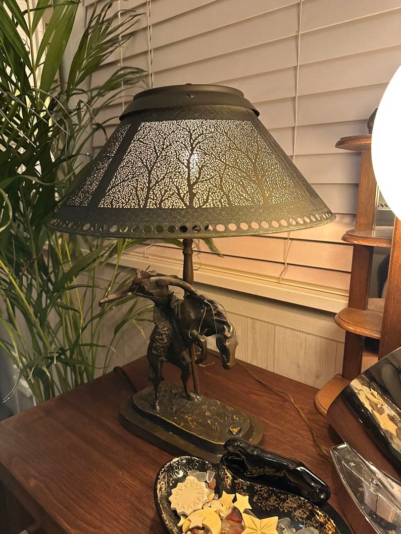 1960年代 ヴィンテージ ブロンコバスター ランプシェード ミッドセンチュリー