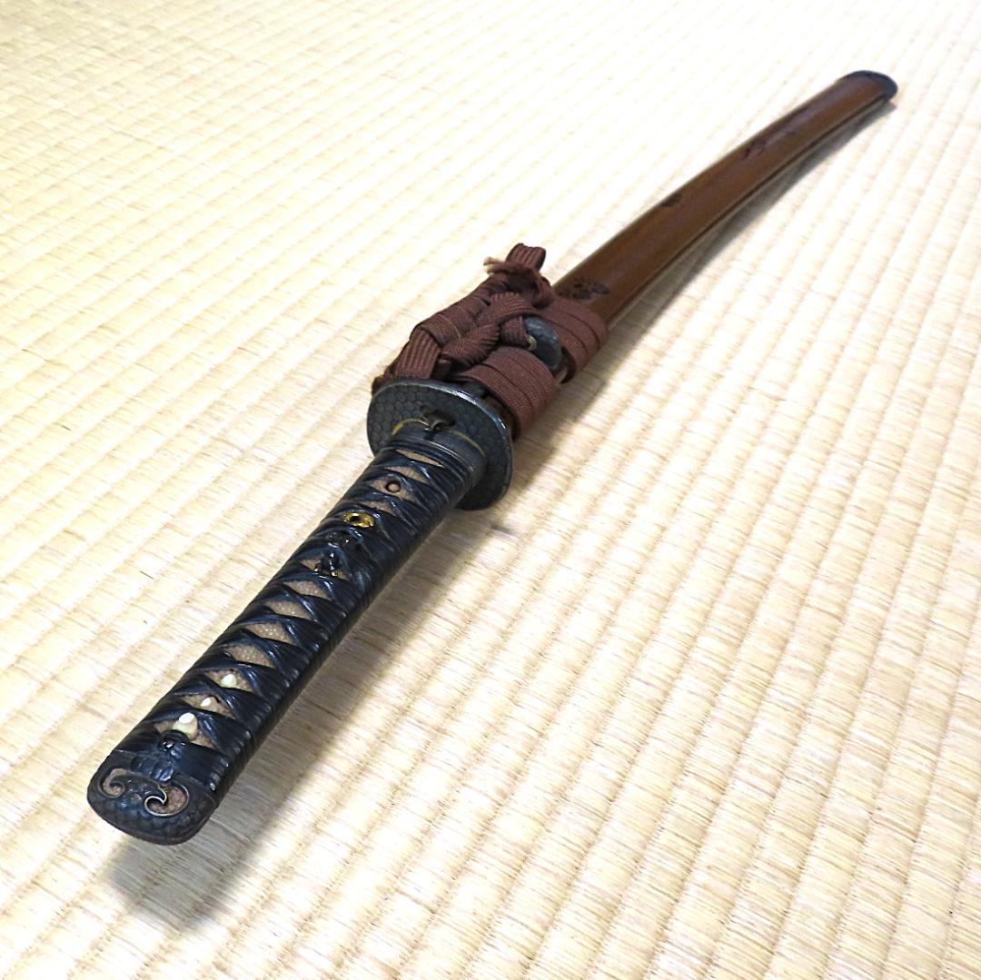 金地塗り鳳凰鞘脇差拵え（蒔絵・刀）