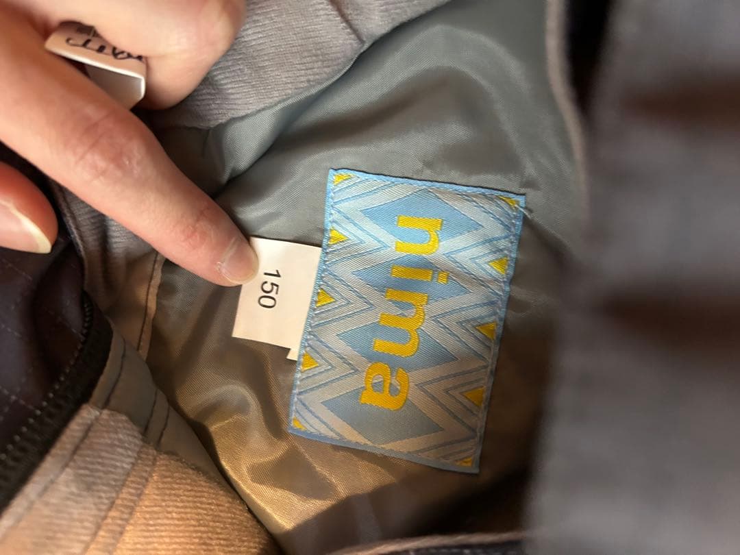 未使用品 nima スキーウェア 上下セット 150cm GOA-TEX 手袋