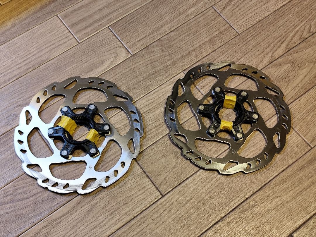 シマノ ディスクブレーキローター SM-RT70 160ｍｍ　B