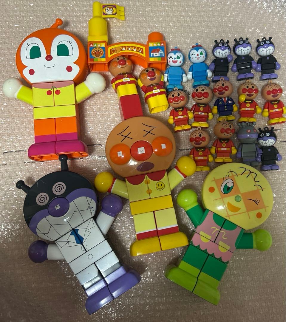 アンパンマン　おしゃべりメガブロック　ブロックラボ　レトロ　知育玩具