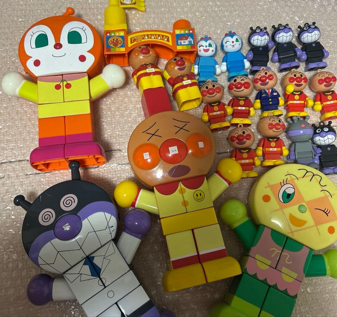 アンパンマン　おしゃべりメガブロック　ブロックラボ　レトロ　知育玩具