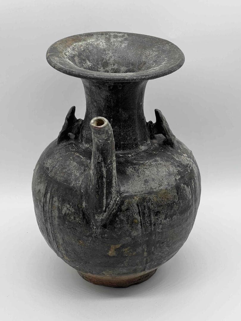 漢時代　黒褐釉瓜棱文長嘴双獸首耳執壺　長沙窯 水注　水差し(B-71)