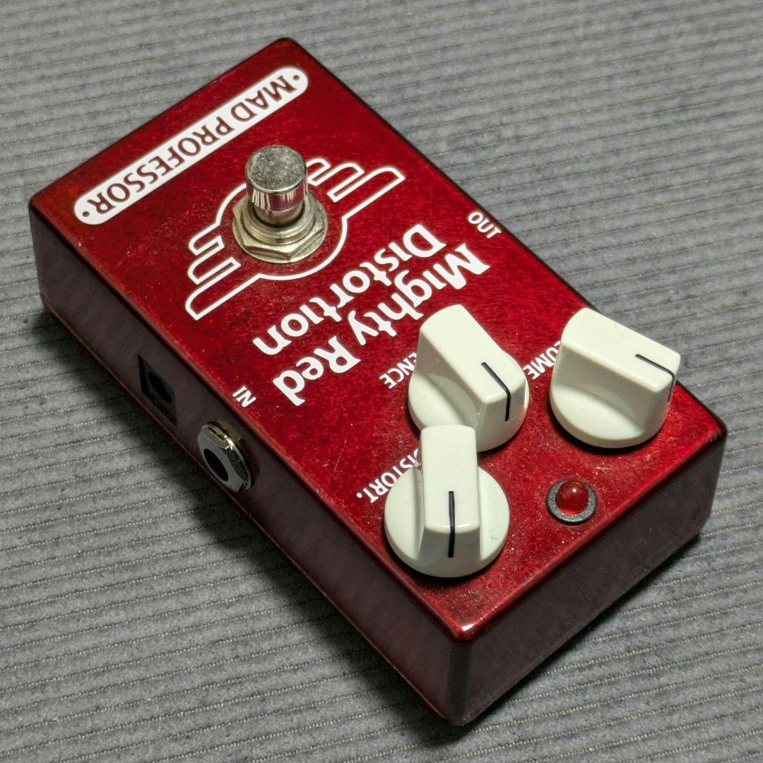 箱有 MAD PROFESSOR Mighty Red Distortion