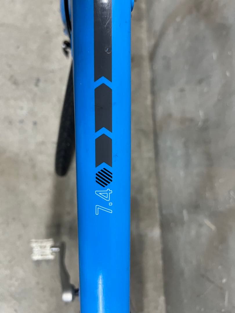 クロスバイク　トレック　FX 7.4 TREK アルミ