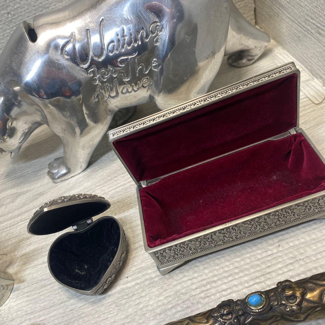 アンティーク雑貨 ボックス　小物入れ　アクセサリーケース　金属製