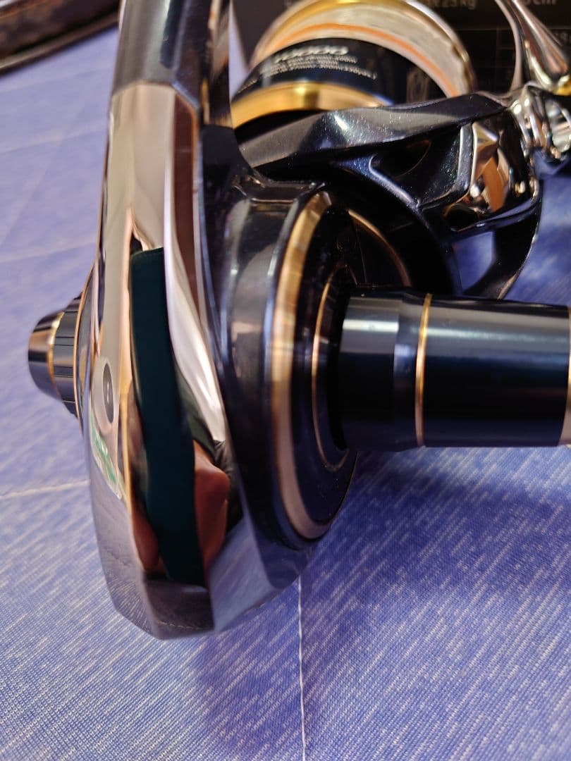 リール Daiwa Saltiga 10000-H