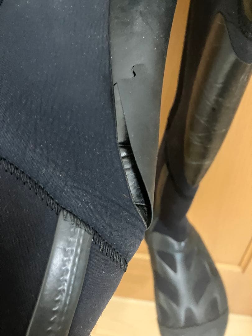 BE WET ウェットスーツ　ビーウェット　ドライスーツ　サーフィン