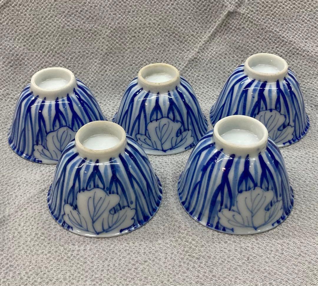 B151s  染付一葉煎茶碗　5個　茶道具　瀬戸　骨董　ぐい呑　盃