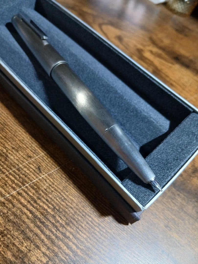 LAMY2000 万年筆 プレミエステンレス 極細 EF