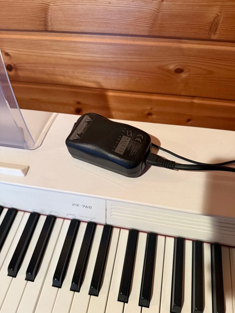 Privia 88鍵 ホワイト電子ピアノ　px-760【三重県】