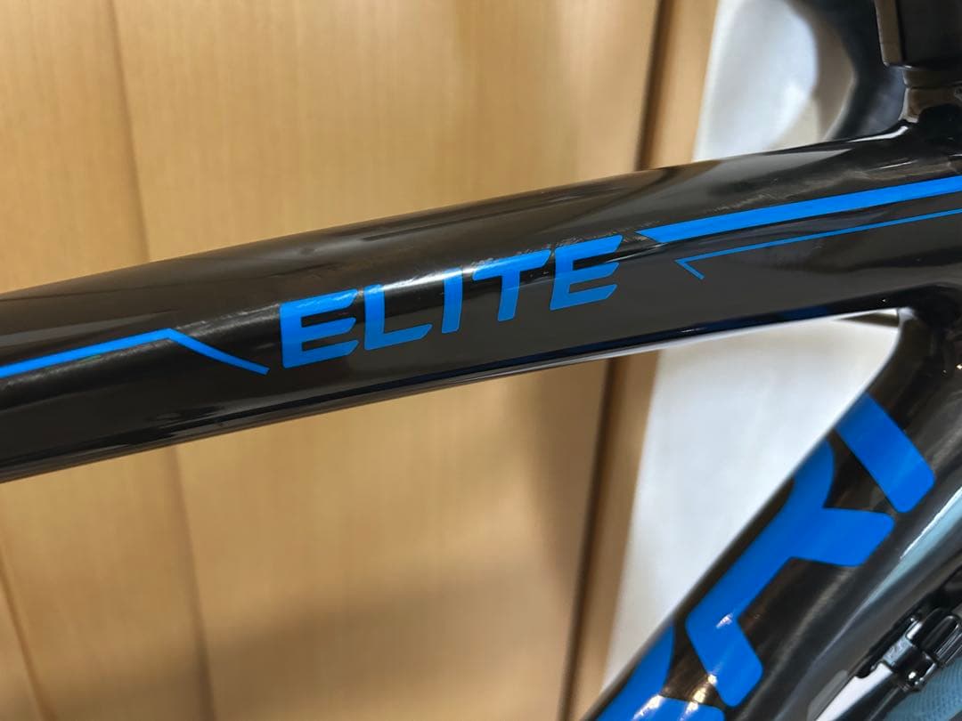 大幅最終値下げ Azzurri Forza Elite 105