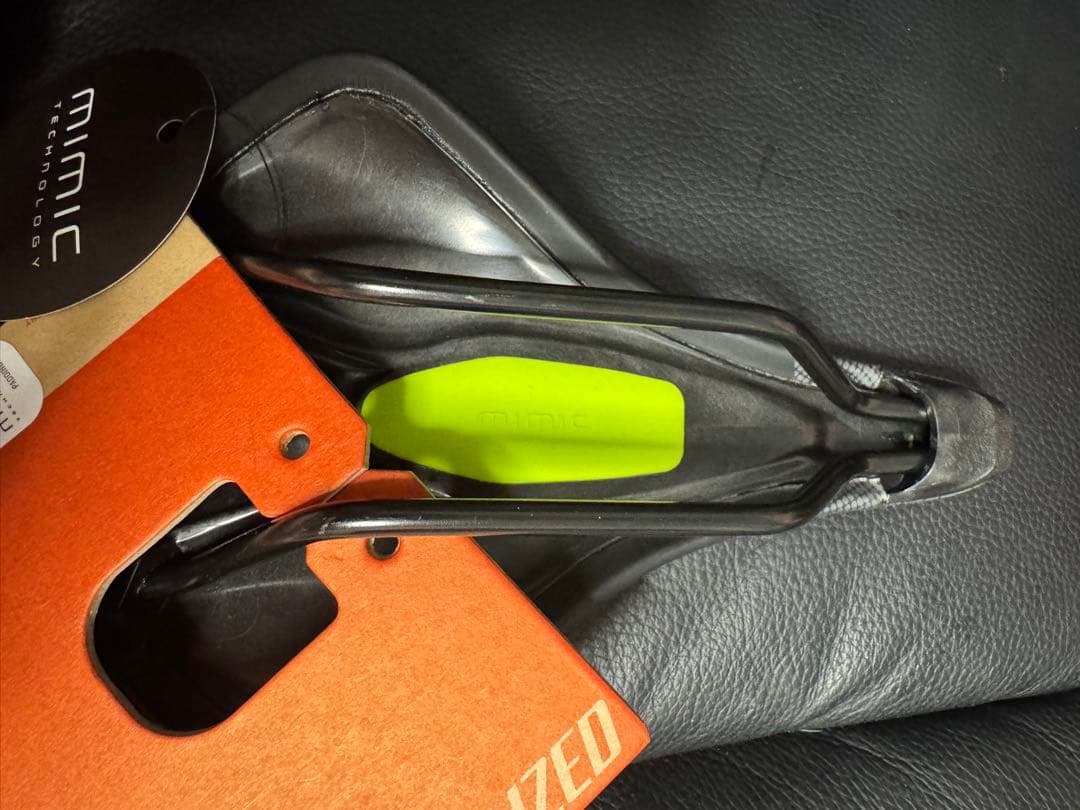 Specialized Power Comp w/Mimic 155mmサドル