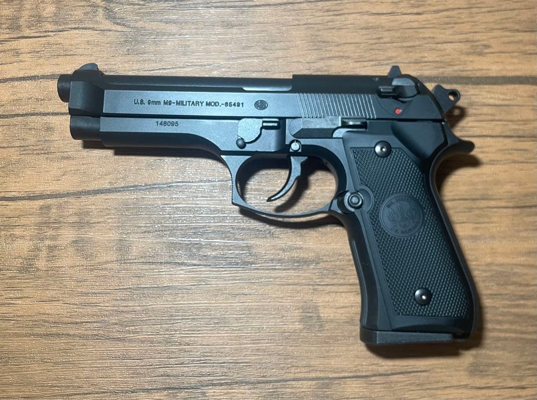 【美品】東京マルイ　ガスガン　M9