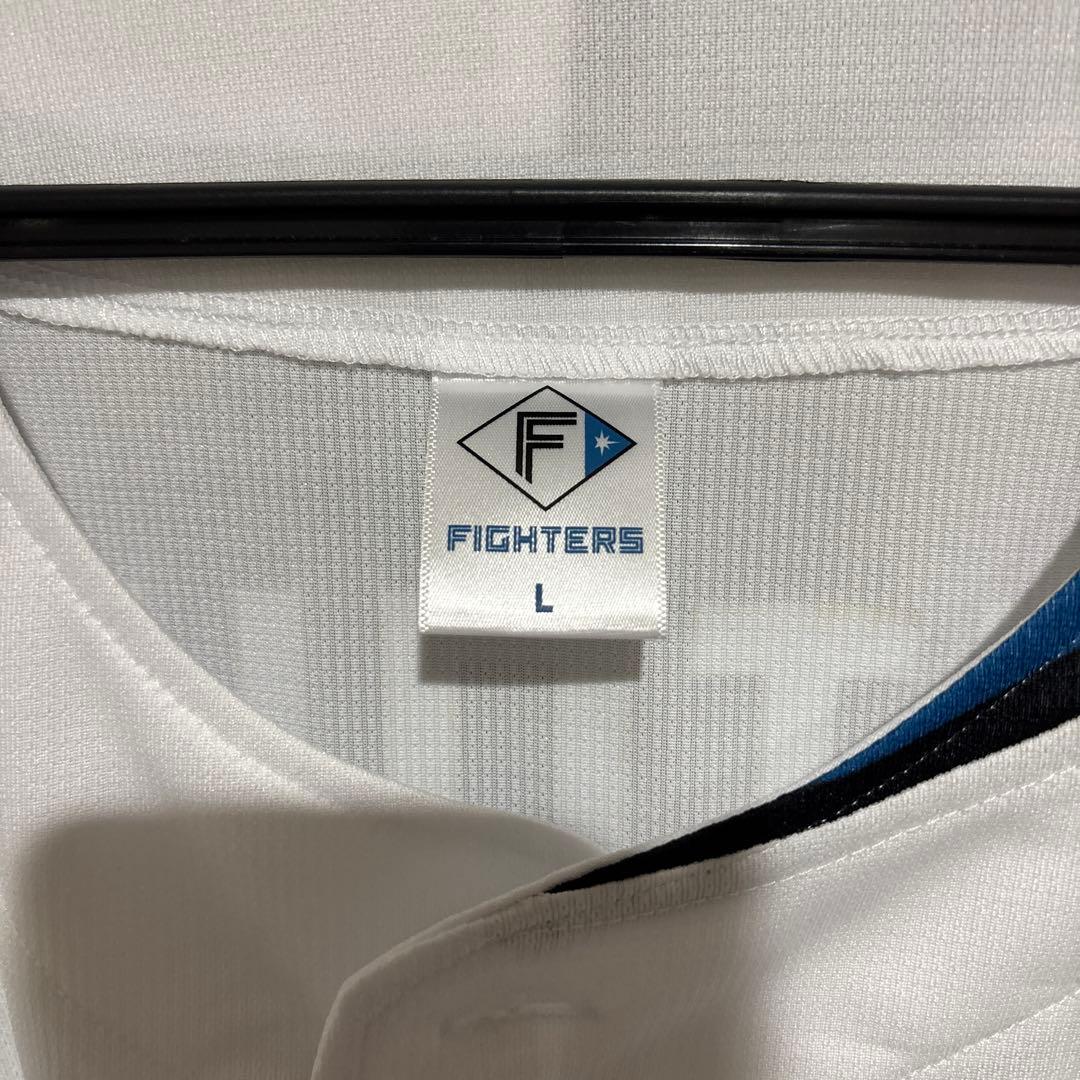 【最終値下】日本ハムファイターズ　伊藤大海　直筆サイン入りユニフォーム　Lサイズ