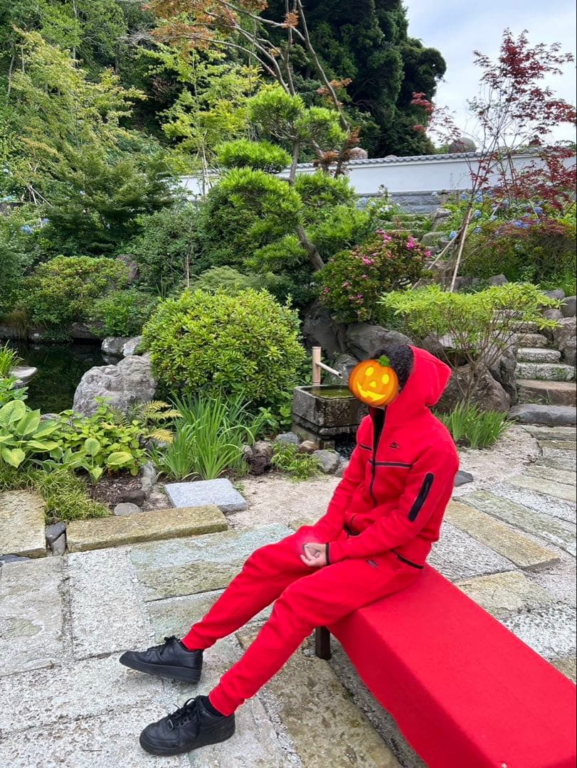 海外限定❗️Nike Tech Fleece S テックフリースレッド 上下セット