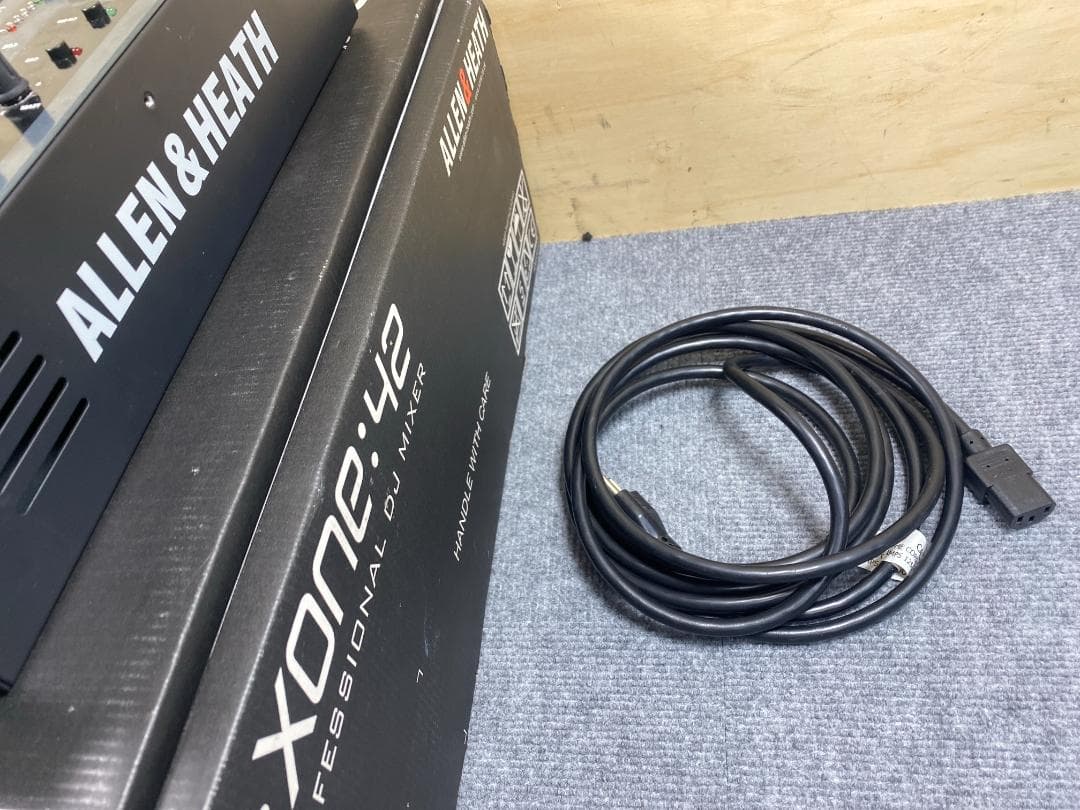 711 allen & heath XONE : 42 DJミキサー