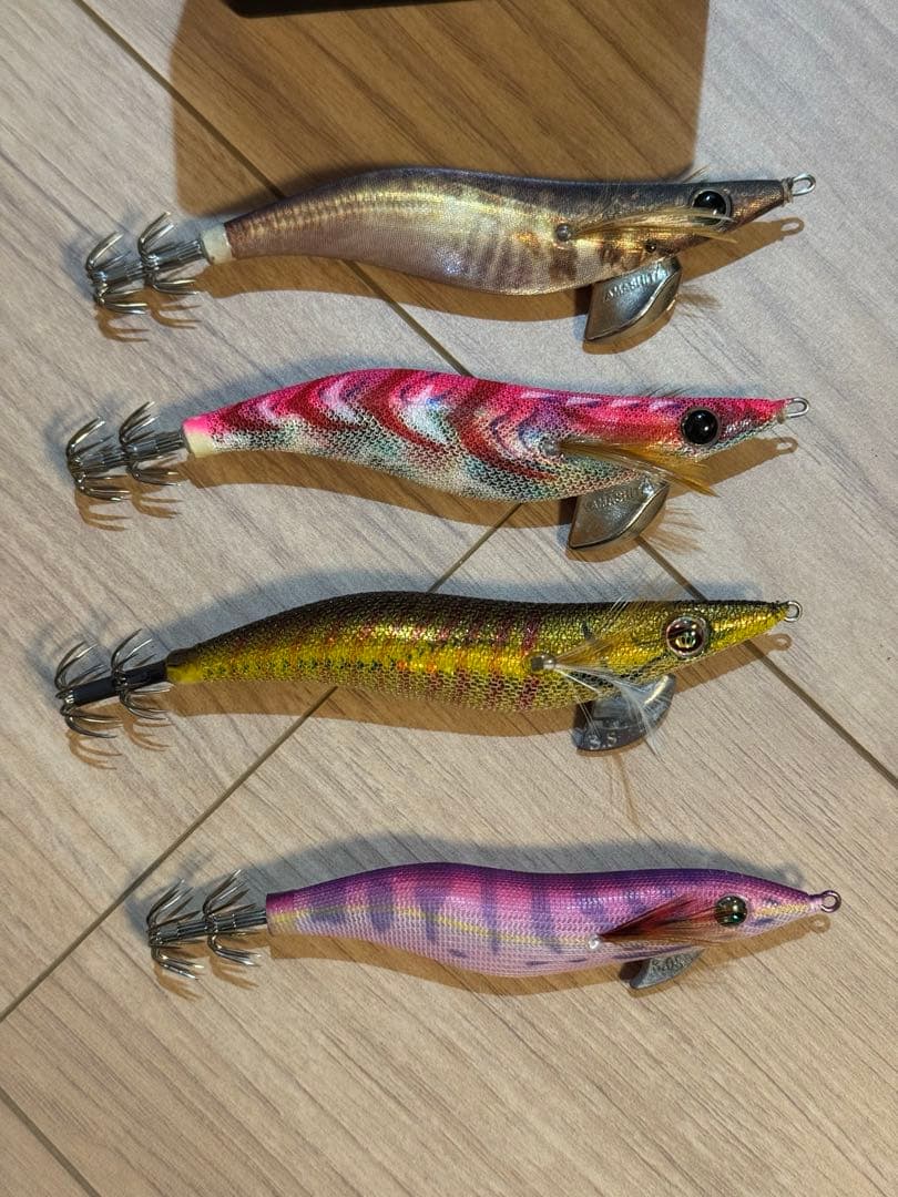 エギの詰め合わせ（ケース付き）中古。　一部未使用あり