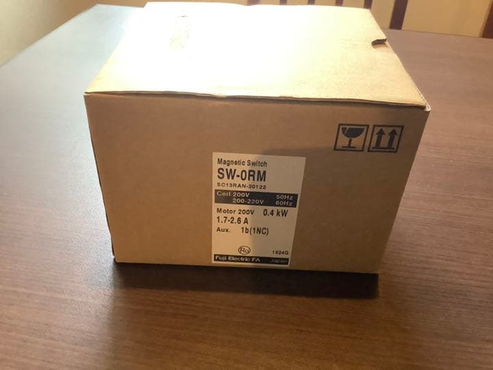 富士電機株式会社・SW0RM2000.41B（1個）