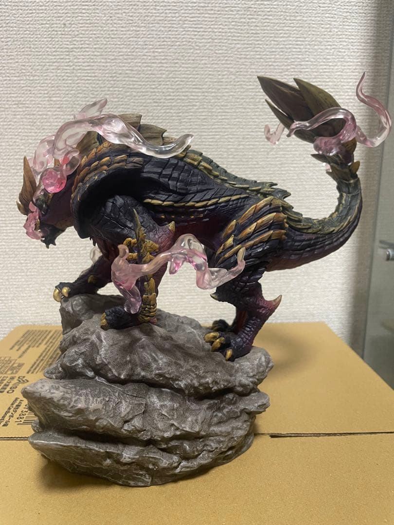 マガイマガド　クリエイターズモデル