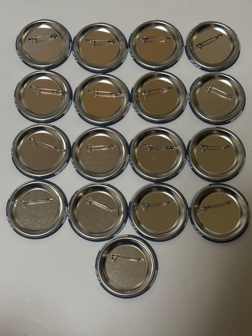 ホロライブ　アニプラス　韓国　缶バッジ　ノエル