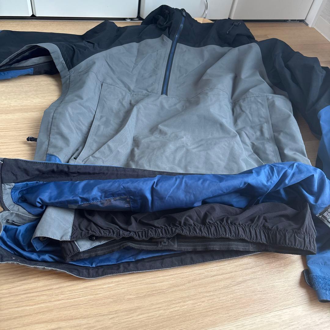 Burton ak. GORE-TEX スノーボードジャケット S