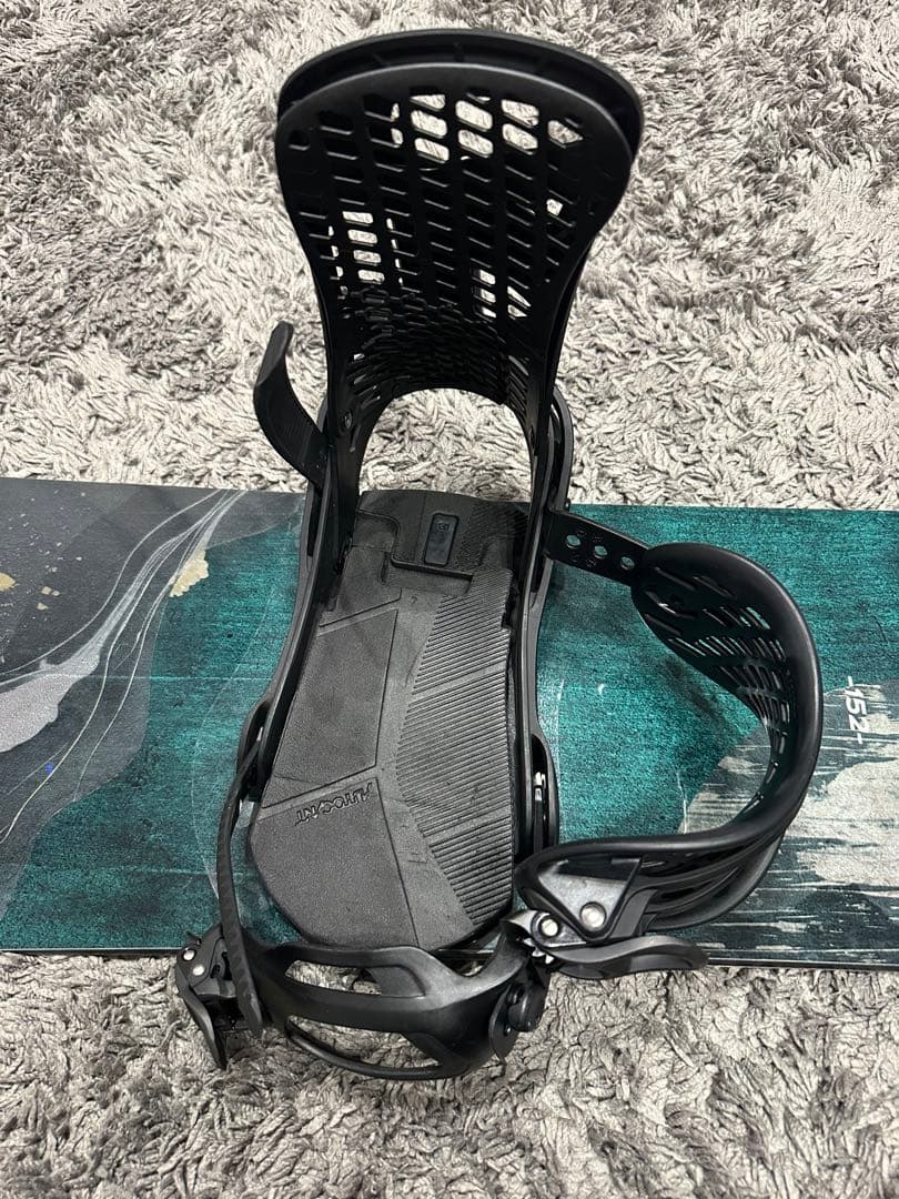 25-26CROOJA LOCUST 152 ビンディングセット