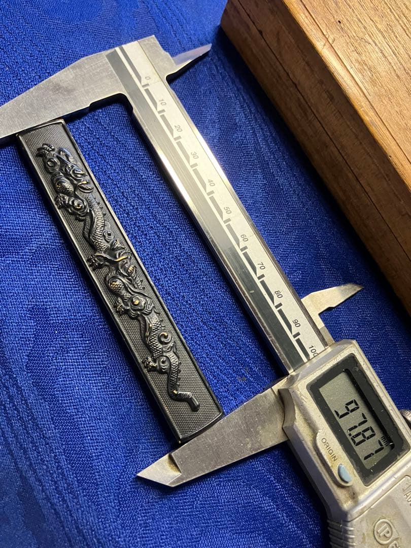 小柄　日本刀　刀　骨董品　時代　龍図　桐箱