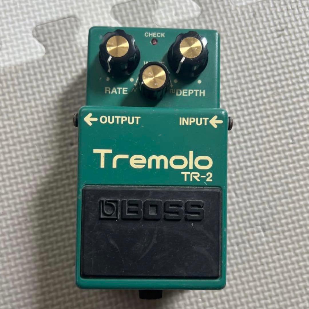 BOSS Tremolo TR-2 エフェクター