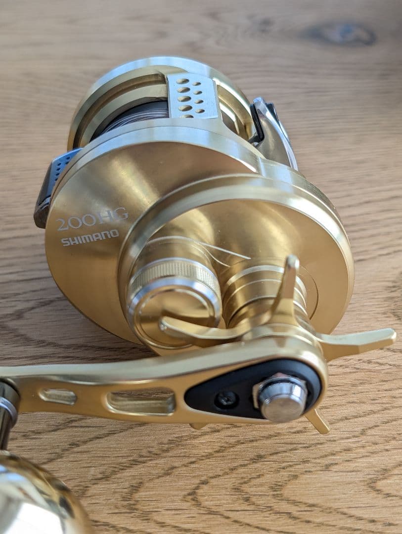 美品　機関良好　オシアコンクエスト　200HG ハンドル　PE付き　付属品完備