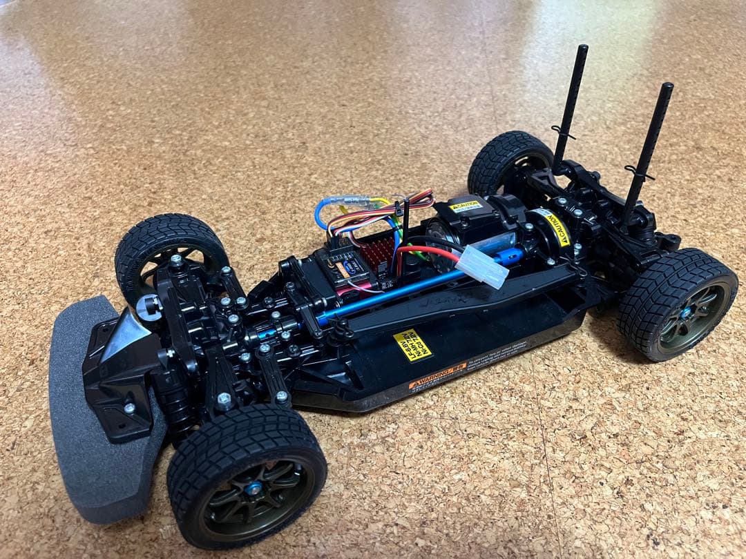 タミヤ TT02 シャーシ メカ付 リポバッテリー付 未走行GT-Rボディ付