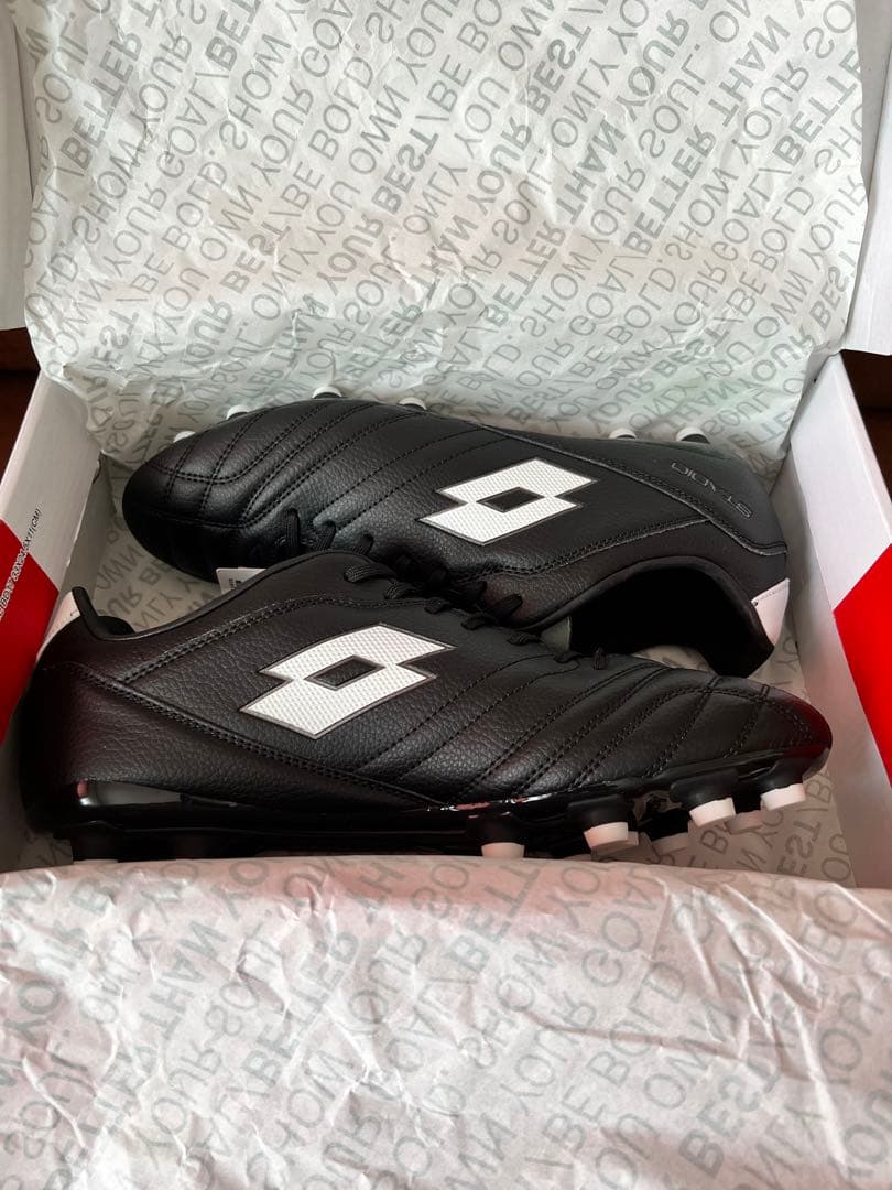 lotto スタディオ300ⅢFG 27.5cm　ブラック×ホワイト