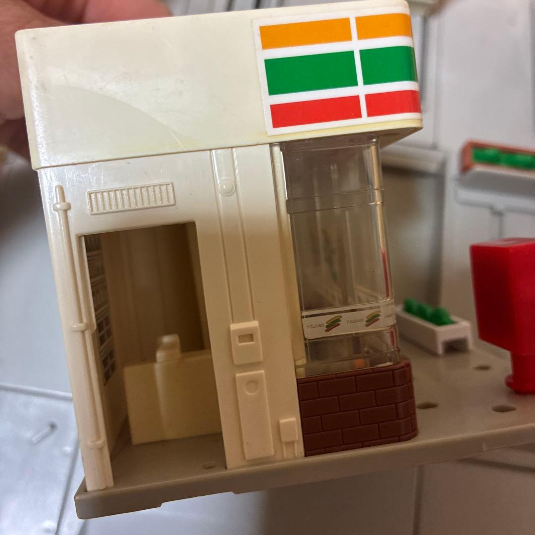 トミカタウン　コンビニ　ガソリンスタンド