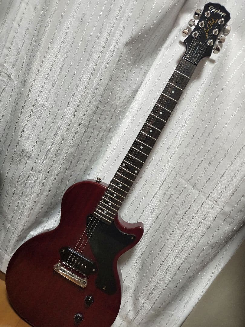 エレキギター　エピフォンレスポールジュニア　ケース付き