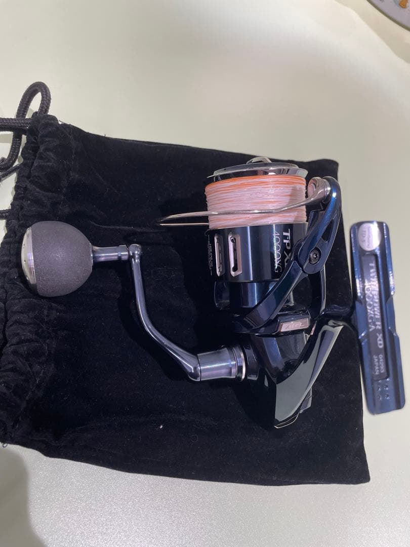 21ツインパワー XD 4000XG スピニングリール 収納袋付き
