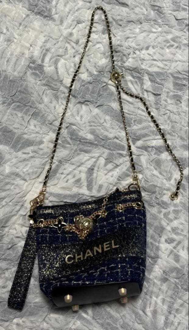 希少シャネル CHANEL ネイビーラメ 巾着ショルダーバッグ ノベルティ品