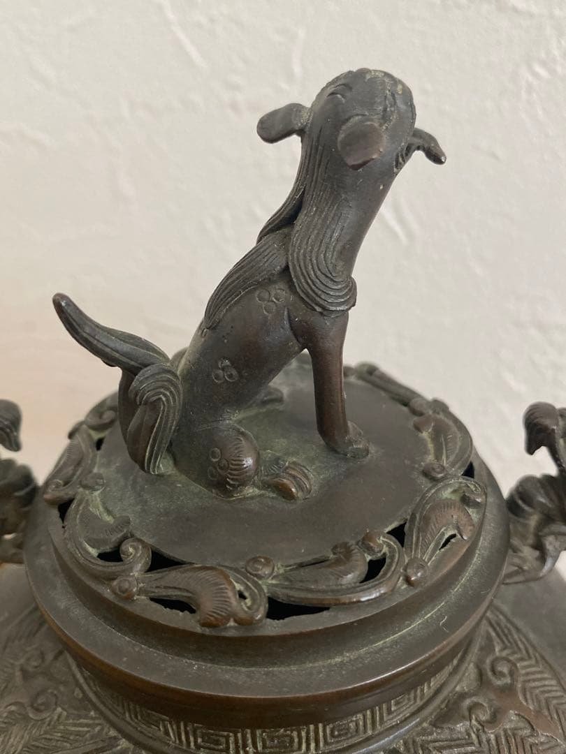 古玩 獅子蓋龍耳香炉 三脚香炉　銅器彫刻 　香櫨　三つ足香炉　中国美術　朝鮮