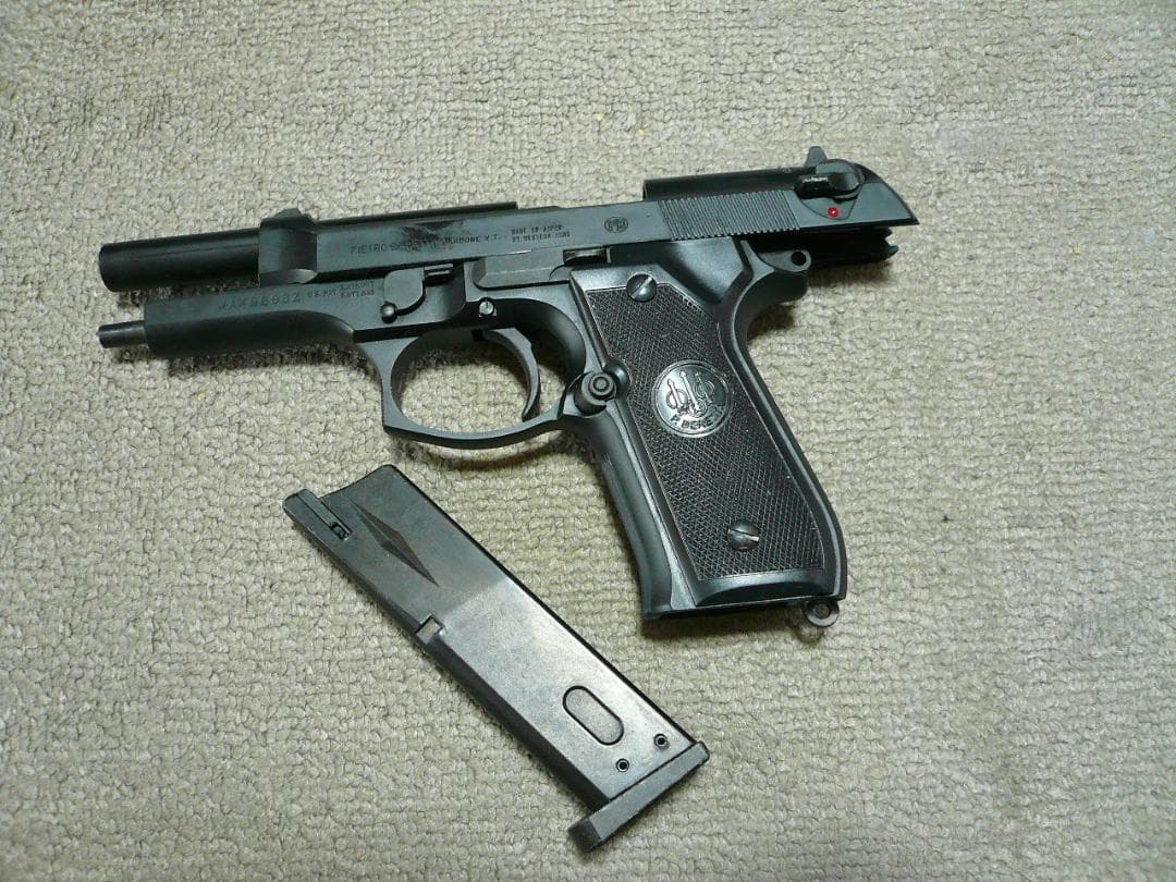 ウエスタンアームズ ブローバック ガスガン ベレッタ 92FS WA ABS